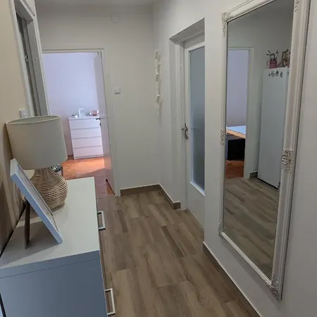 Biondina Apartment *